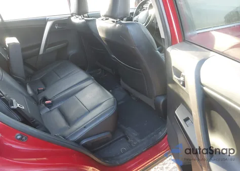 2017 Toyota Rav4 Xle z USA, uszkodzony, nr VIN JTMRFREV6HJ121457